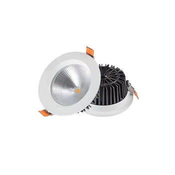 Spotlight công suất lớn