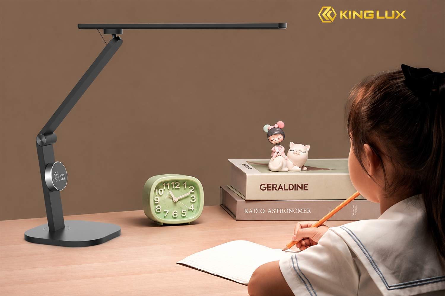 uu-diem-noi-bat-cua-den-ban-led-desk-lamp-kinglux.jpg