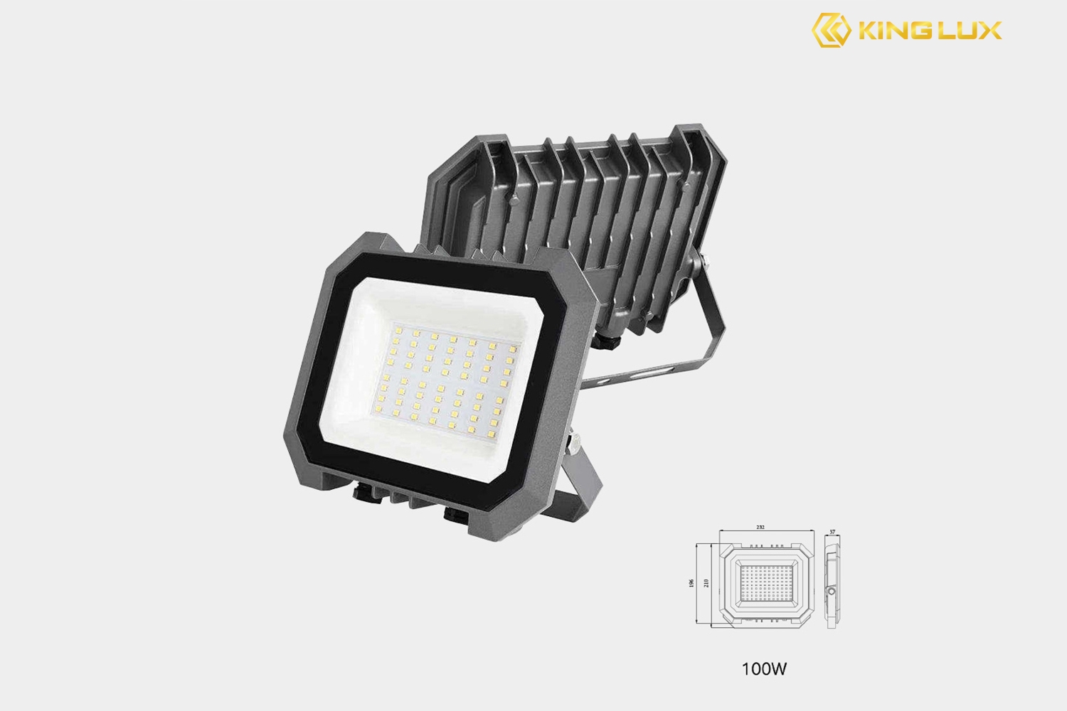 Đèn pha LED được nhiều biệt thự sử dụng để chiếu cây, sân vườn