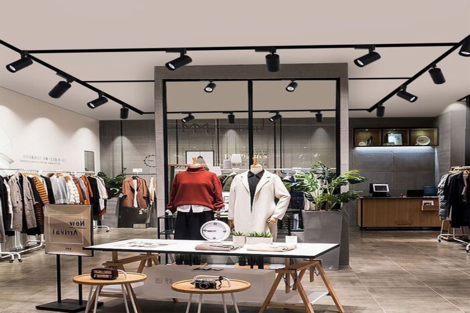 Đèn spotlight showroom – Giải pháp chiếu sáng tạo điểm nhấn cho không gian trưng bày